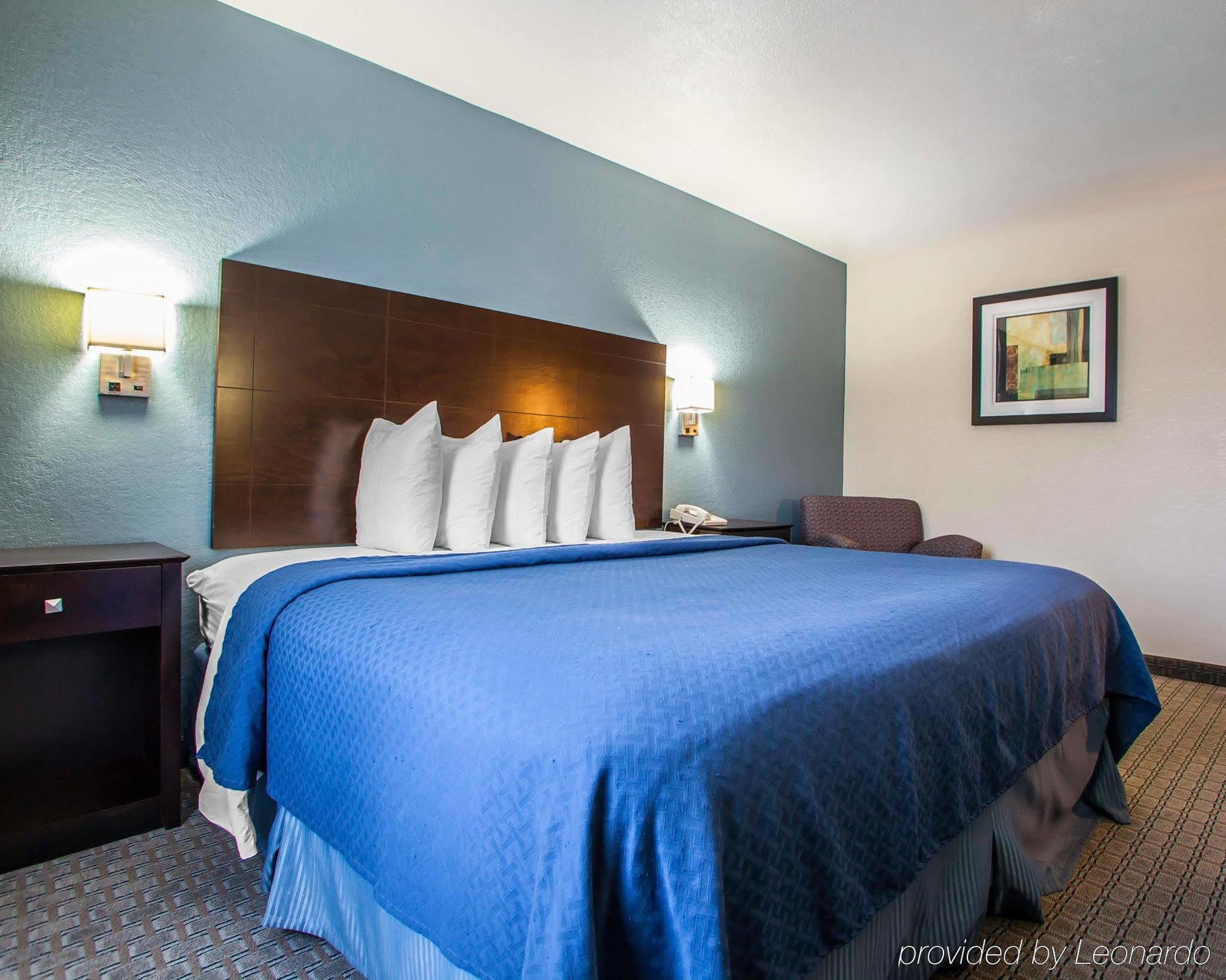 Quality Inn & Suites Ankeny-Des Moines Exterior photo